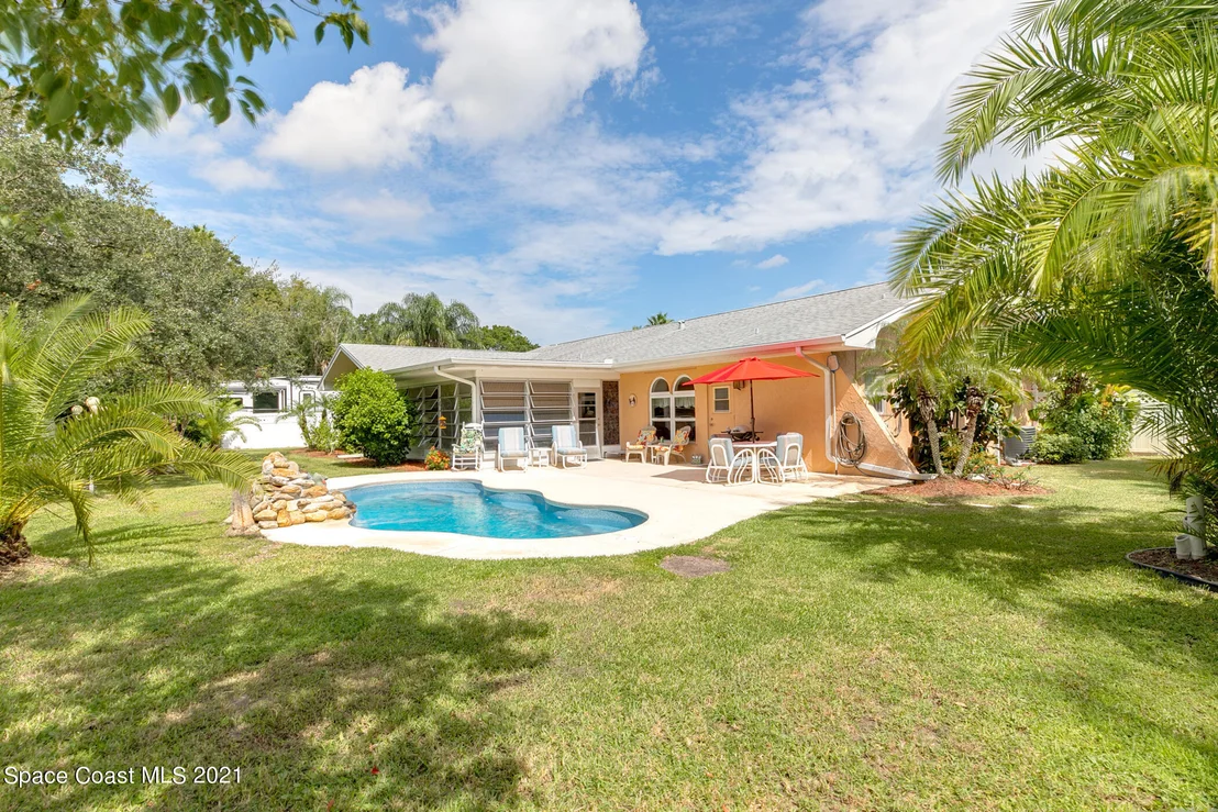 Photo of 914 Waialae Circle NE