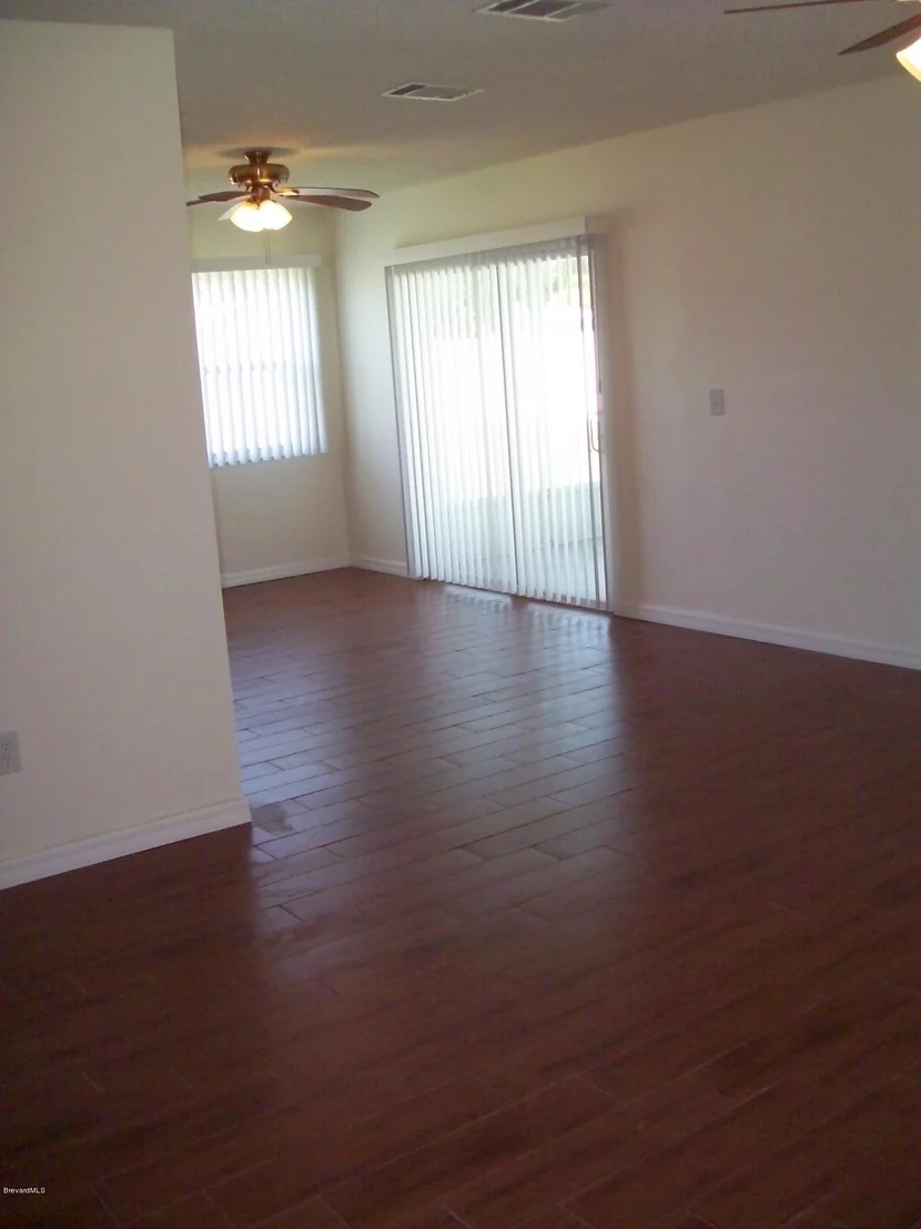 Photo of 1513 NE Creel Road