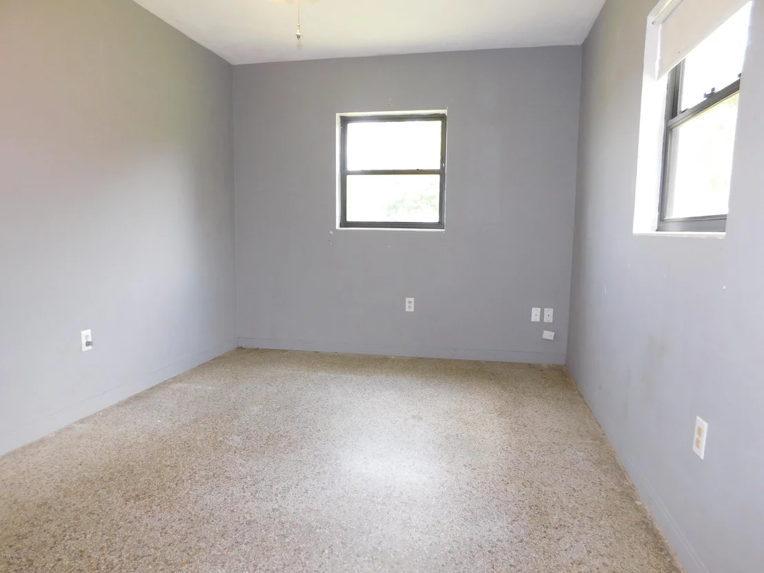 Photo of 729 Teak Drive