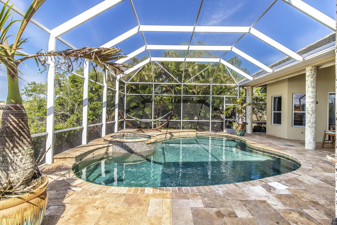 Photo of 814 Chatsworth Drive