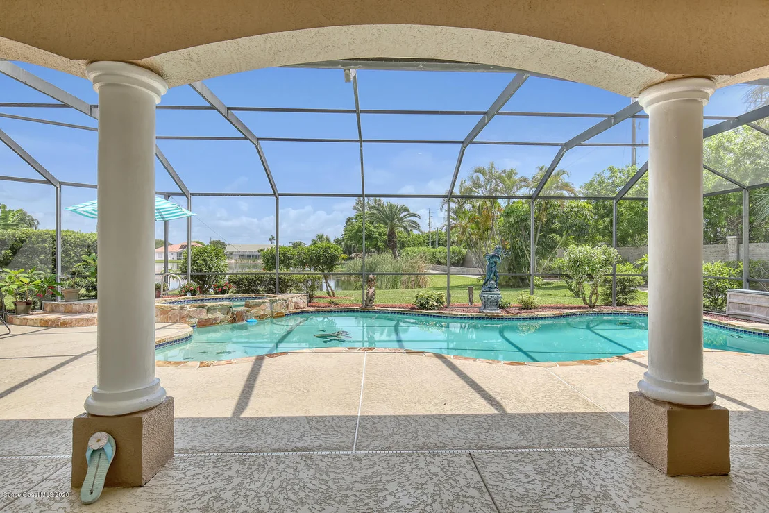 Photo of 73 River Falls Drive