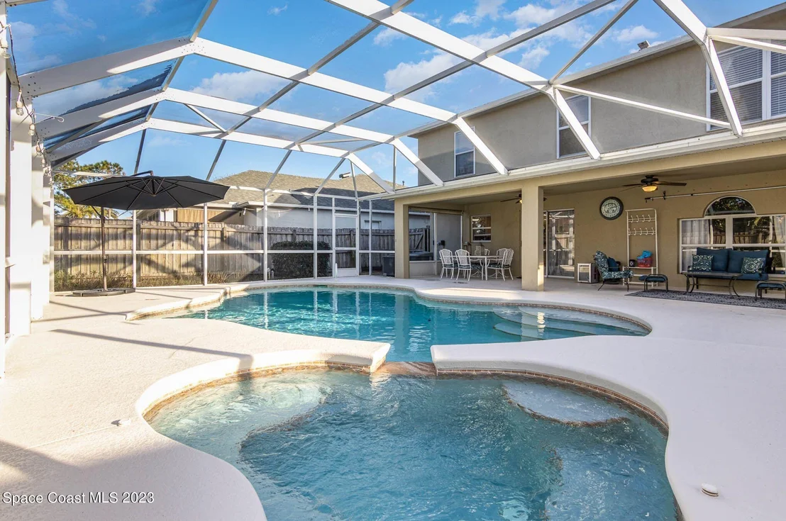 Photo of 3976 Four Lakes Drive