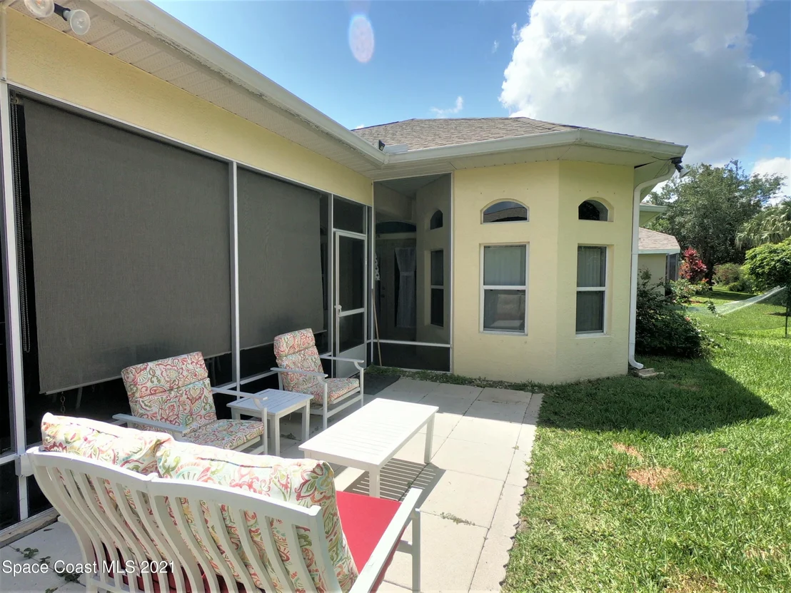 Photo of 1035 Starling Way