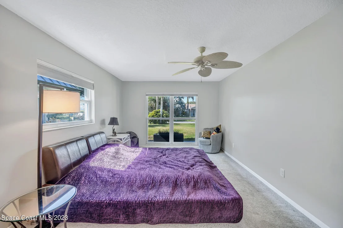 Photo of 380 Bahama Drive