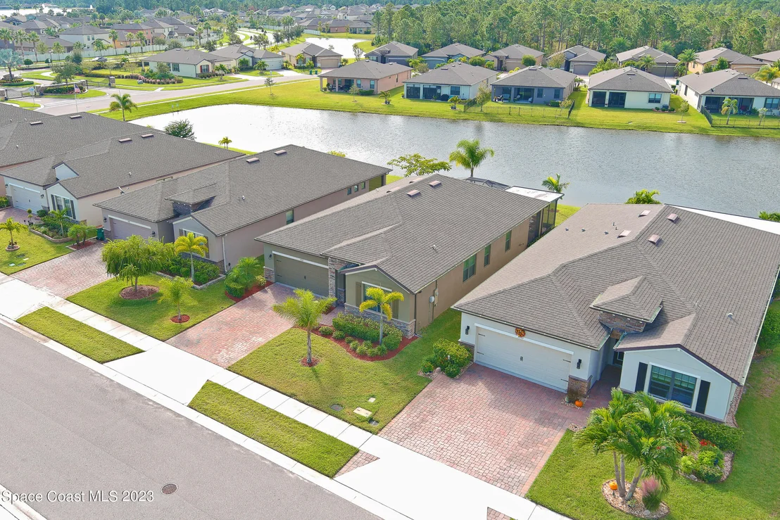 Photo of 3985 Caladium Circle