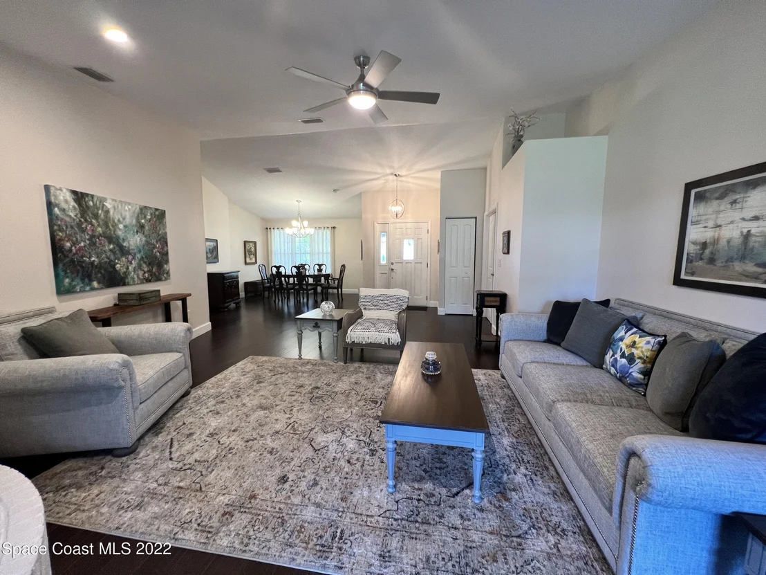 Photo of 2280 Hamlet Drive