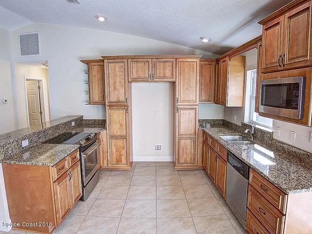 Photo of 5994 Logan Avenue