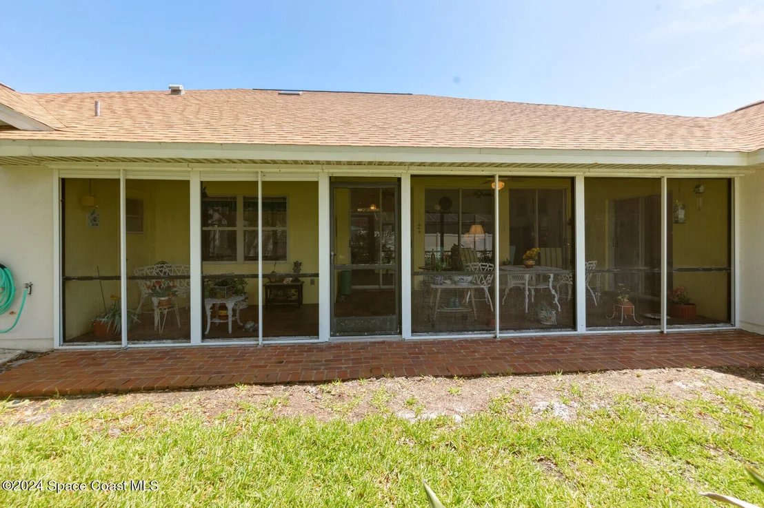 Photo of 410 Oriole Lane