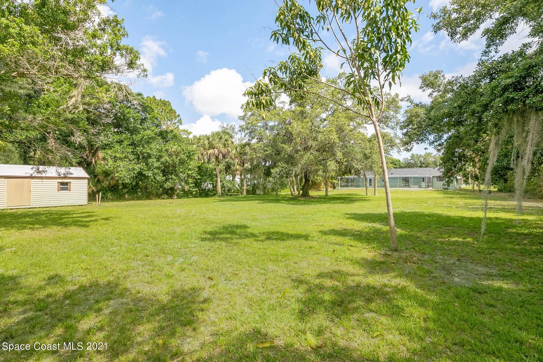 Photo of 1980 Michels Drive NE