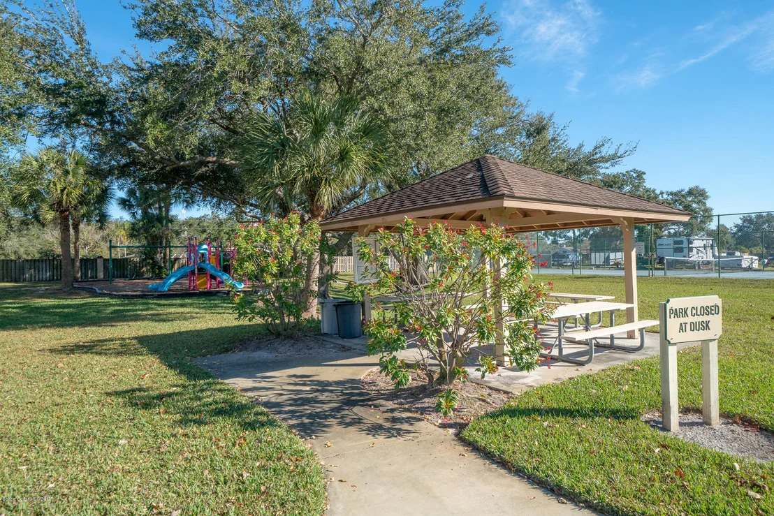 Photo of 973 Whisperoak Drive