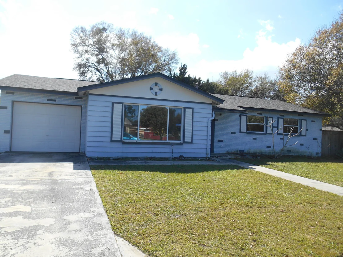 Photo of 1105 Coronado Drive