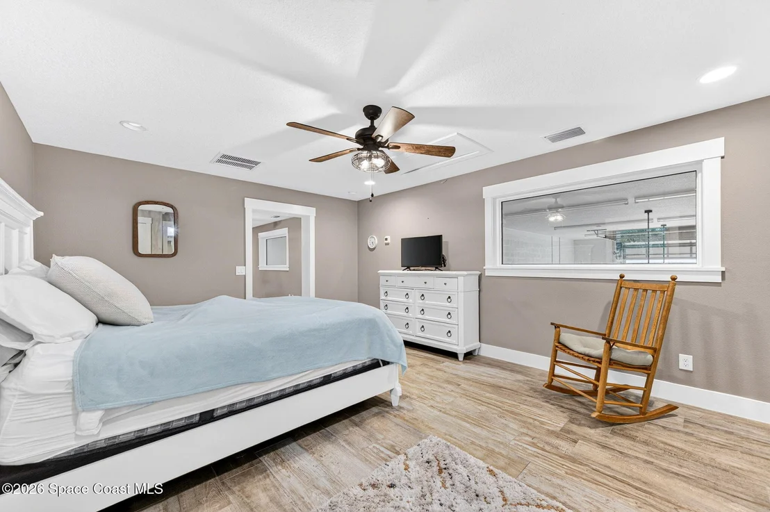 Photo of 3865 Reynolds Road