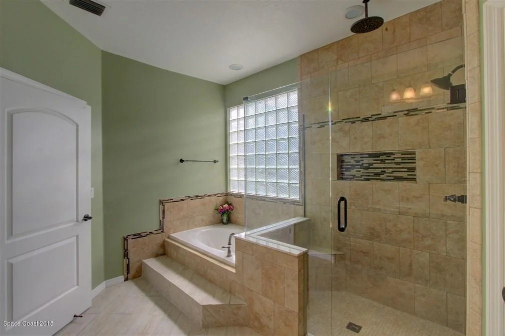 Photo of 5851 Newbury Circle