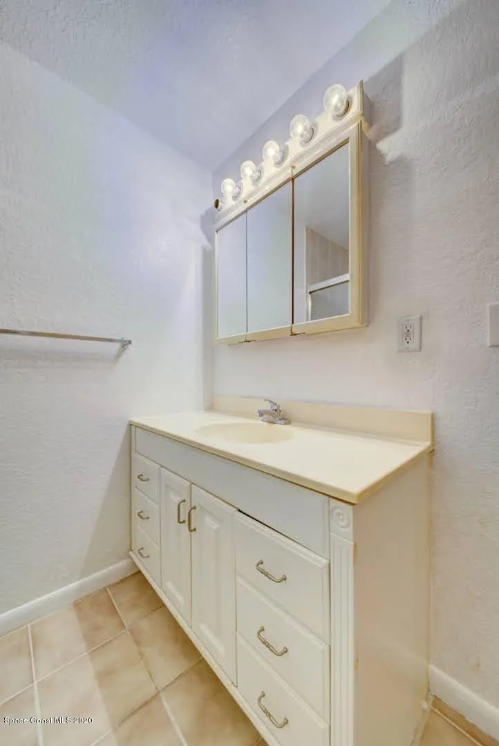 Photo of 723 Aurora Street