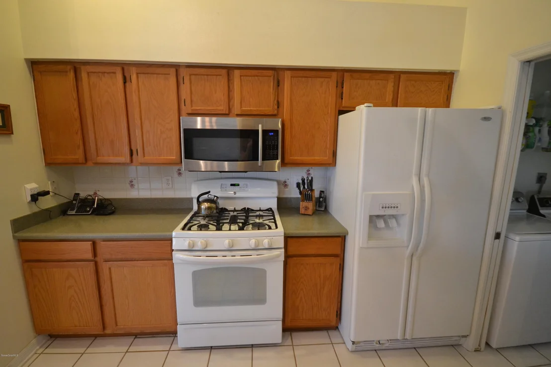 Photo of 2093 Lionel Drive