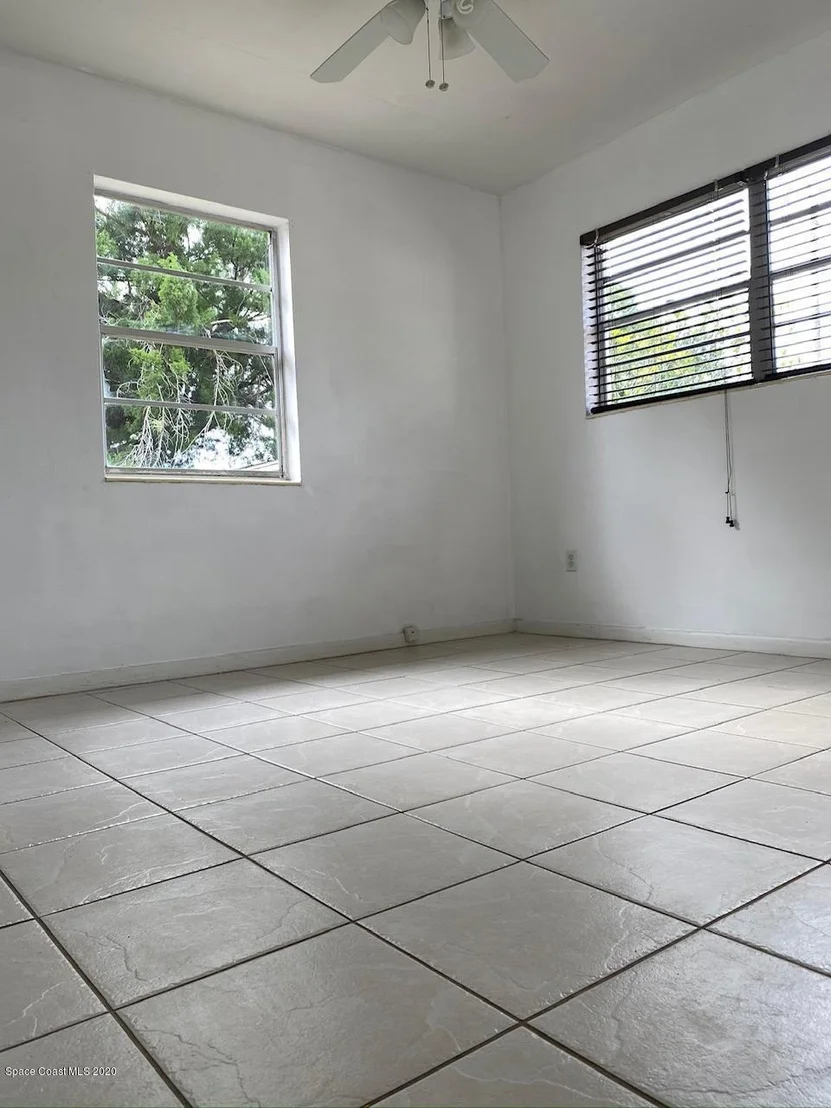 Photo of 920 Glenmore Circle