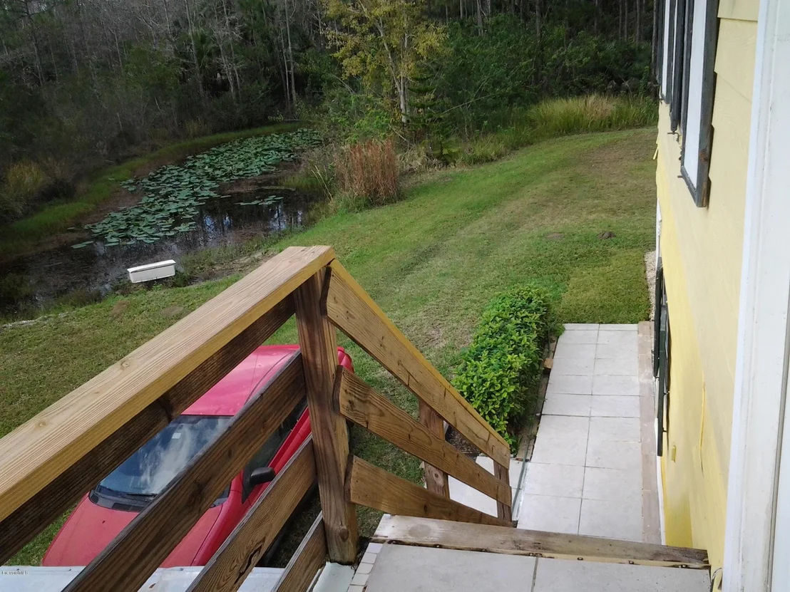 Photo of 1885 Grant Road