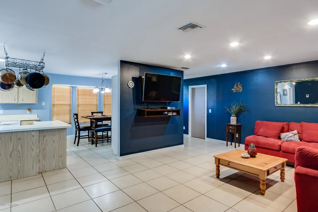 Photo of 3955 Monterey Street