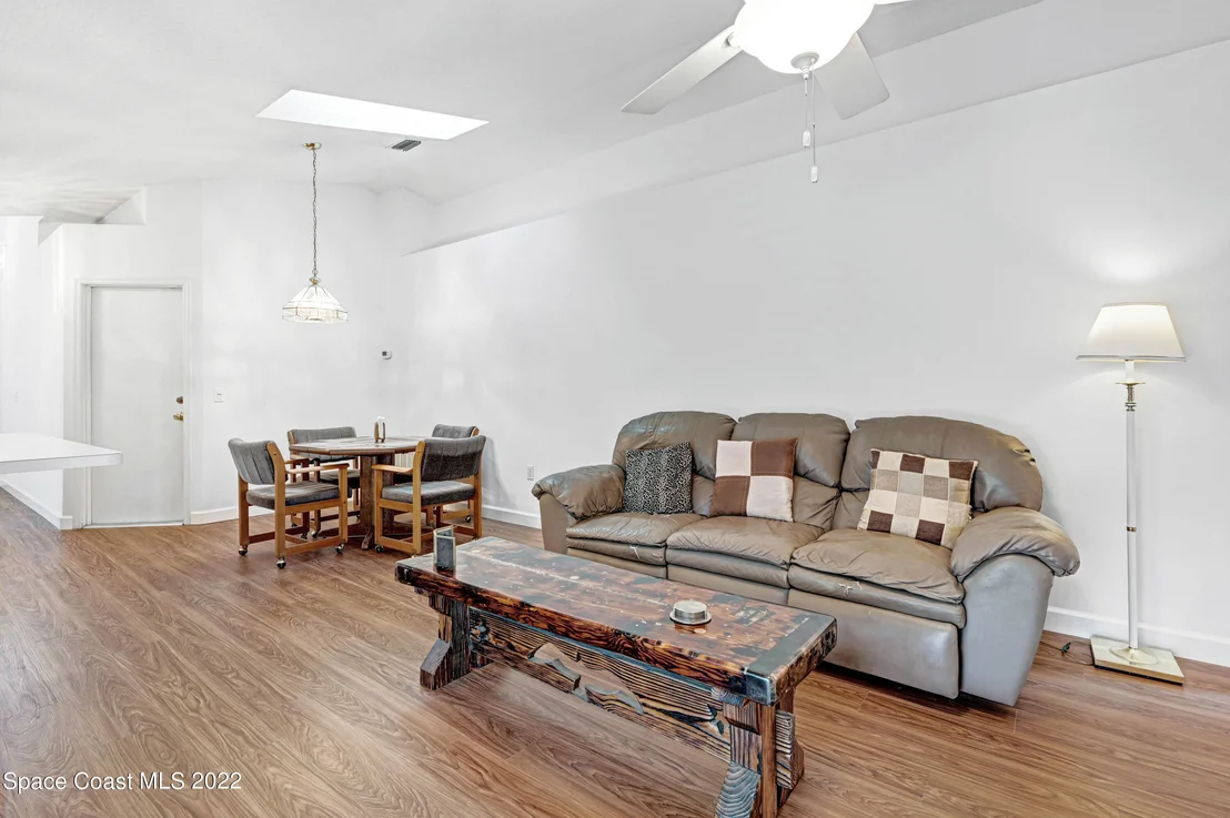 Photo of 2275 Hickory Creek Road