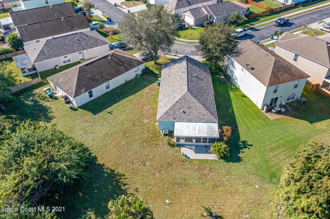 Photo of 2149 Redwood Circle