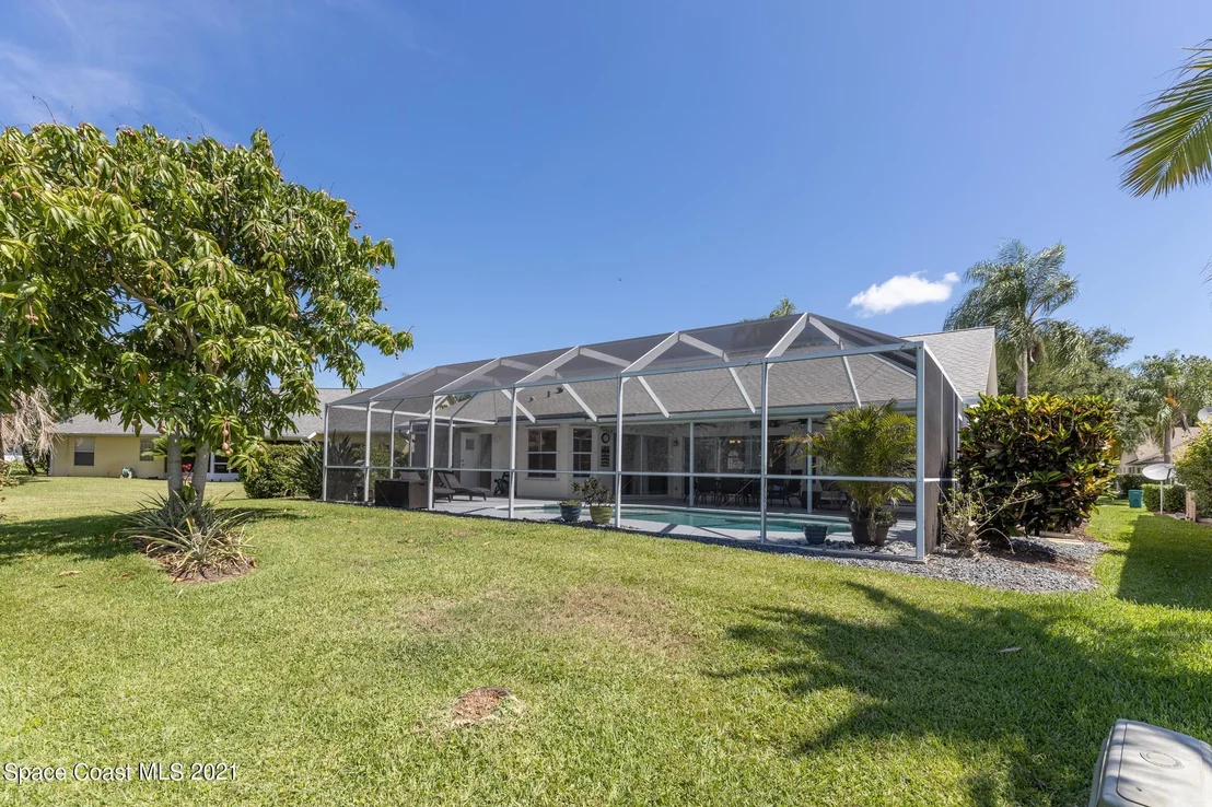 Photo of 970 Somerset Lane