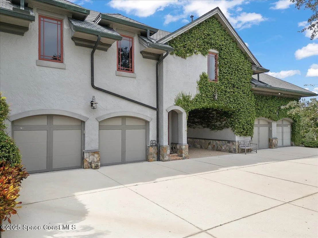 Photo of 586 Wethersfield Place