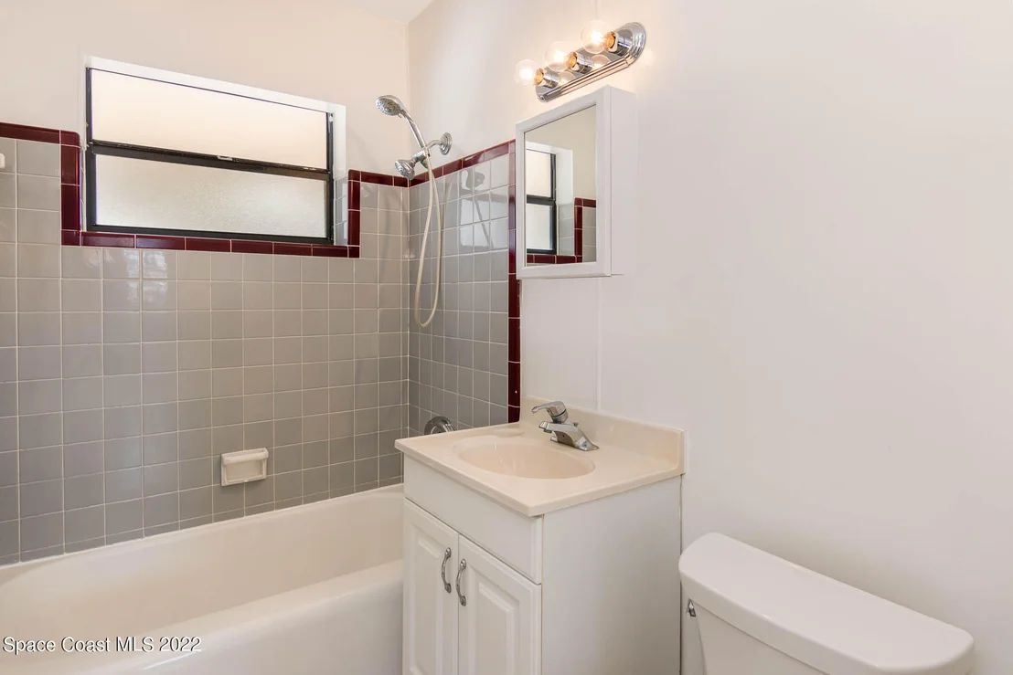 Photo of 2920 Emory Street