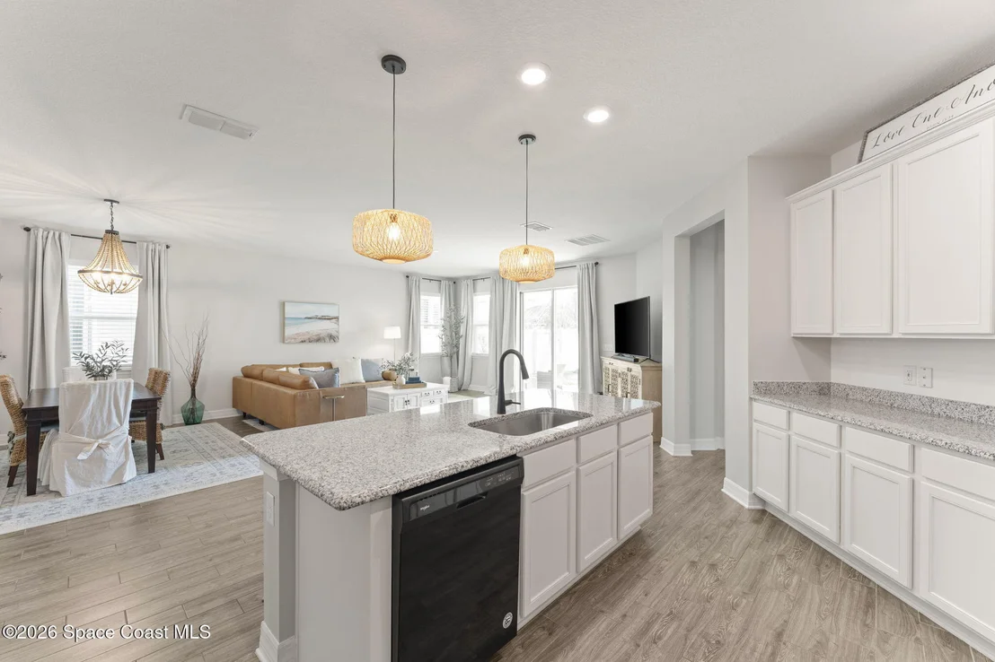 Photo of 975 Potenza Drive