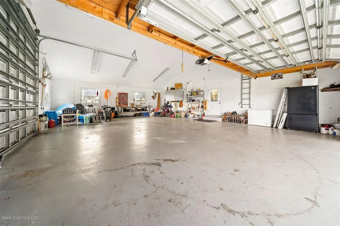 Photo of 4901 Evinrude Road