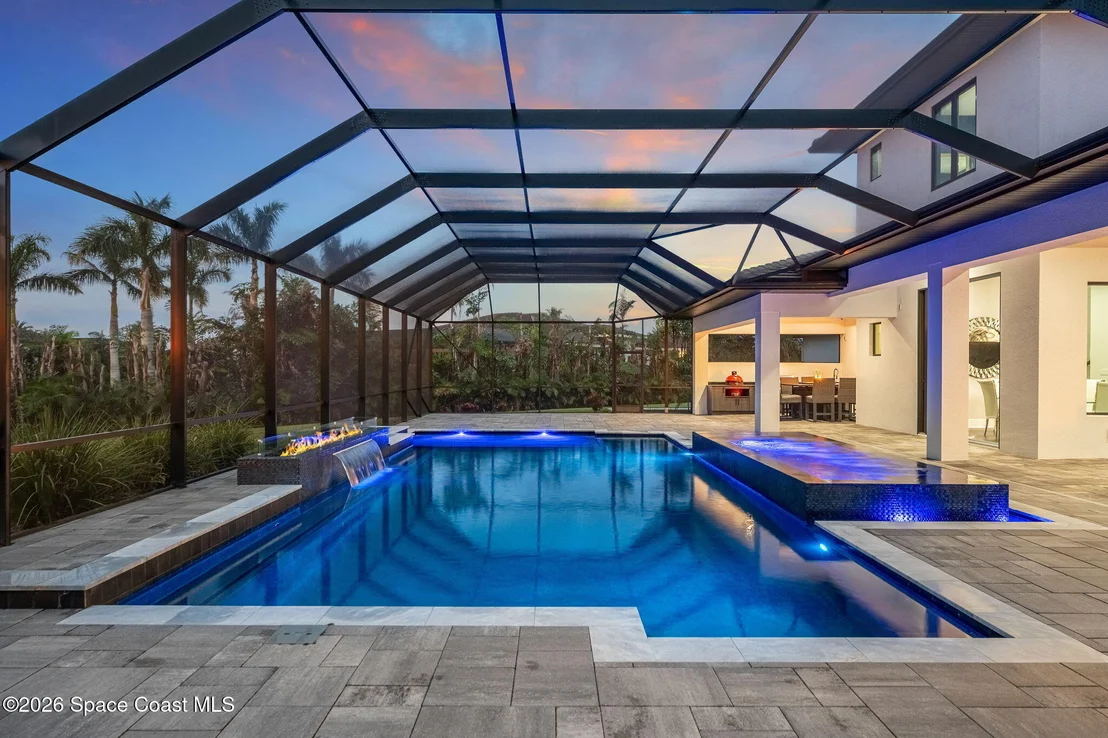 Photo of 3618 Lake Adelaide Place