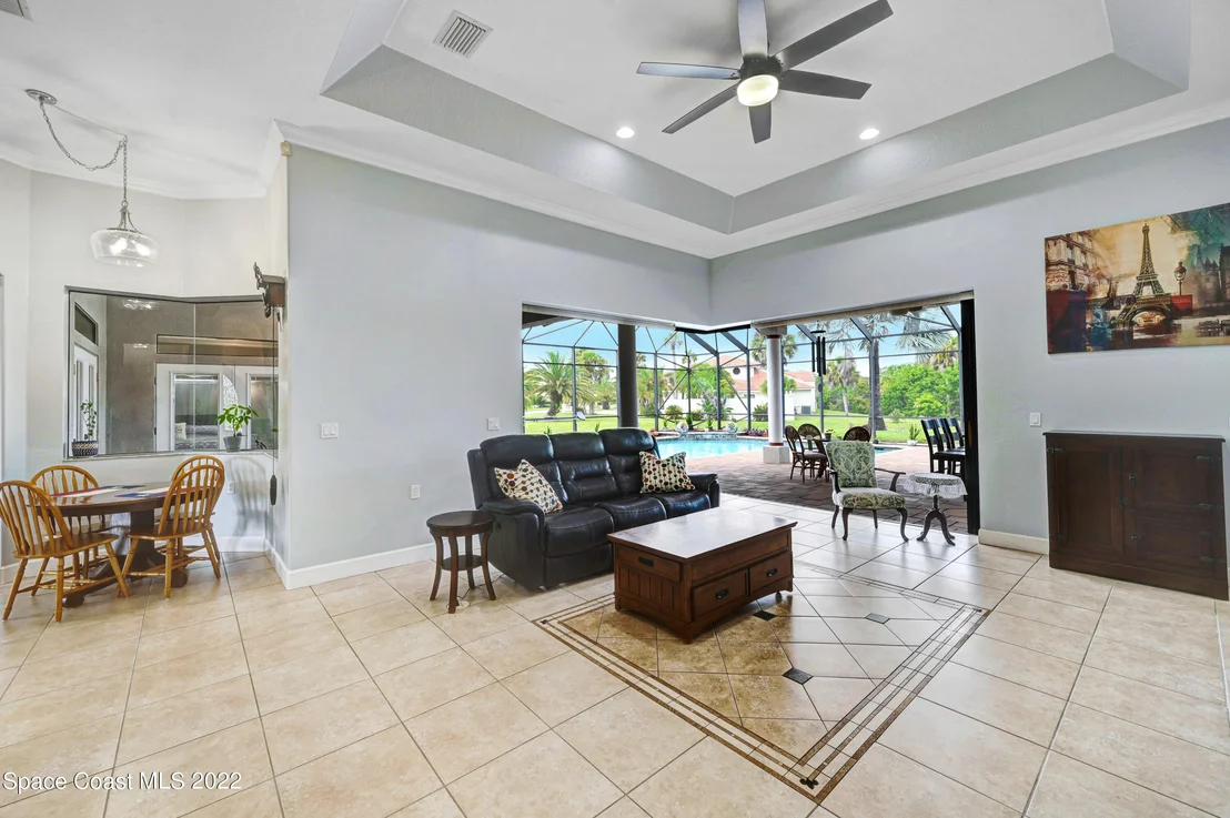 Photo of 903 Bluegrass Lane