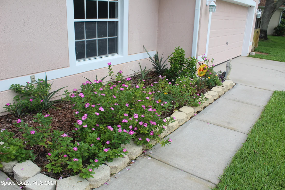 Photo of 794 Laurel Drive