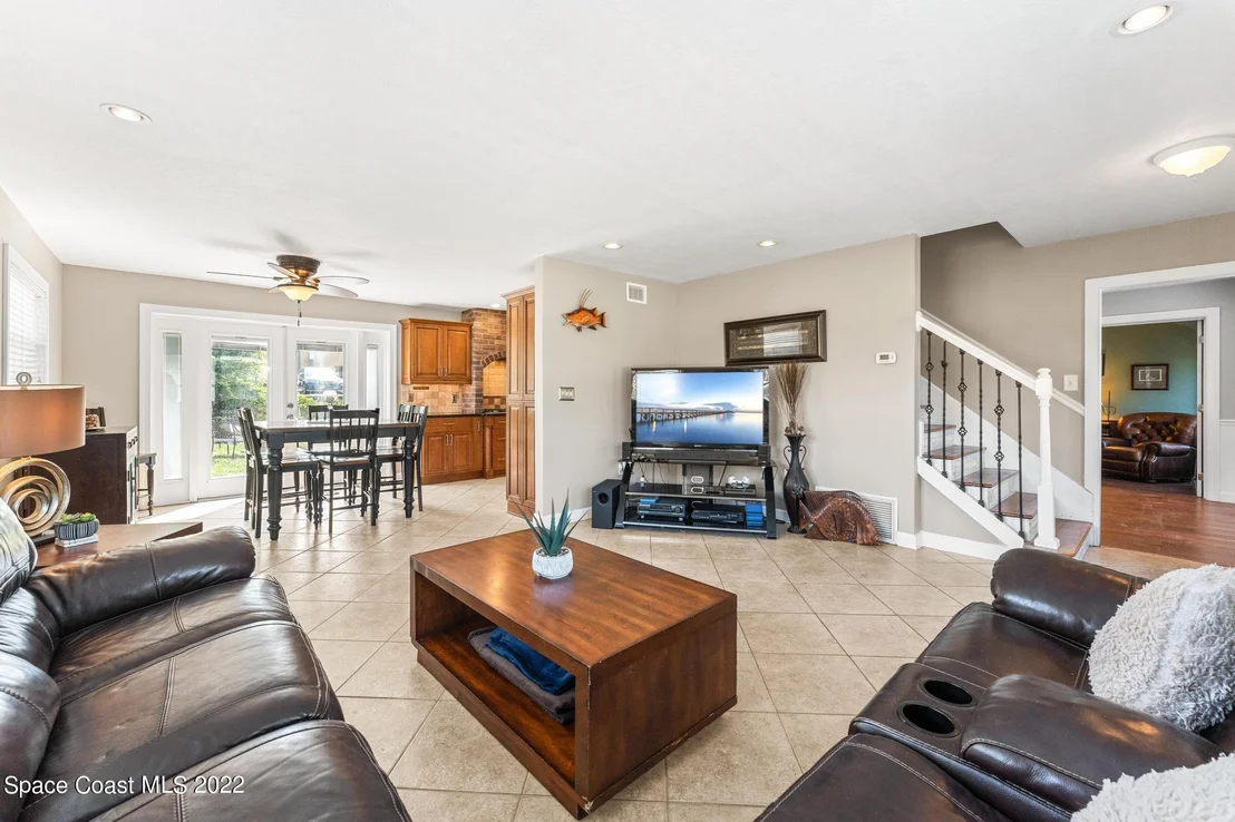 Photo of 49 Knollwood Drive