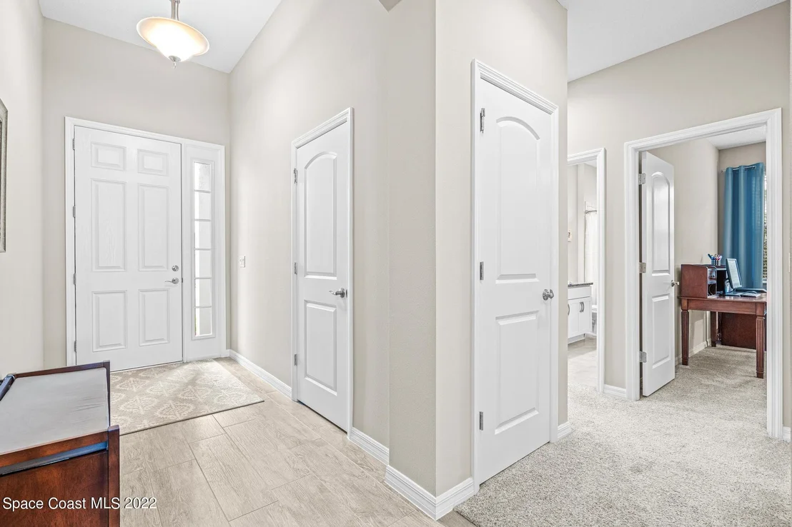 Photo of 2932 Casterton Drive