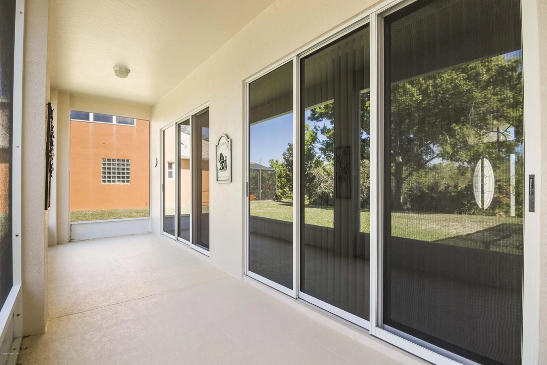 Photo of 3626 Peninsula Circle