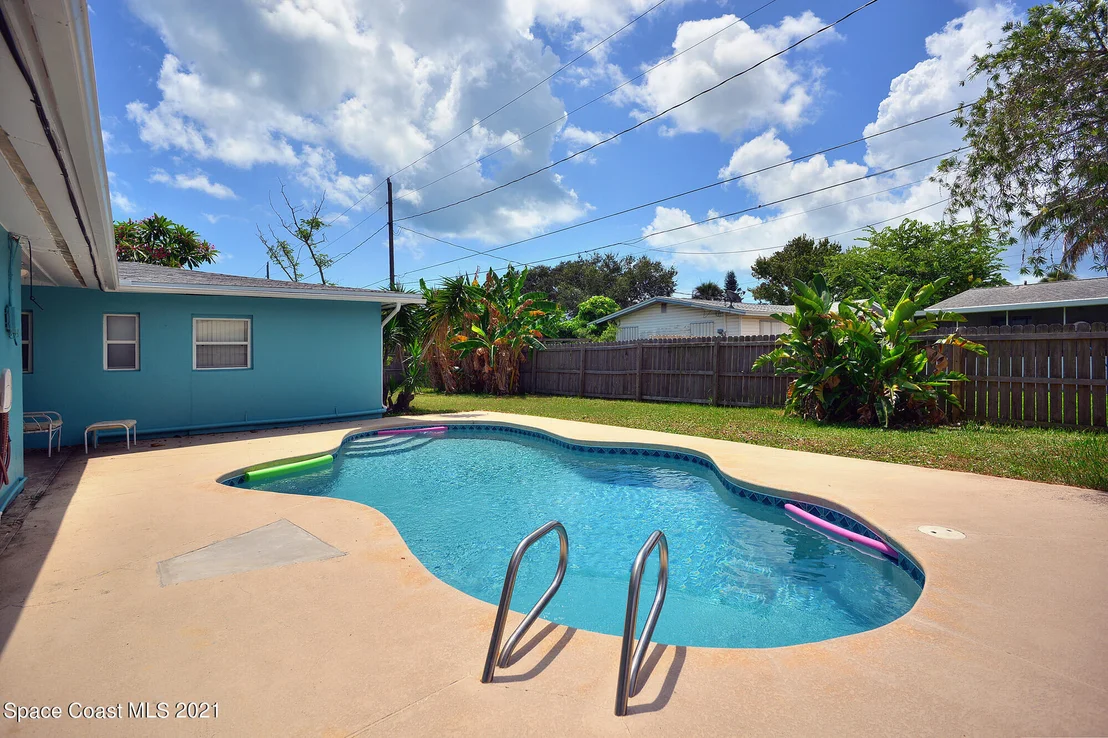 Photo of 555 Cinnamon Drive