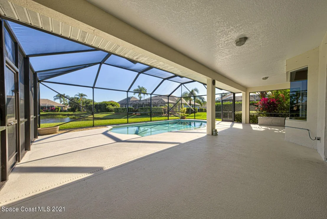 Photo of 1002 Worthington Spring Drive