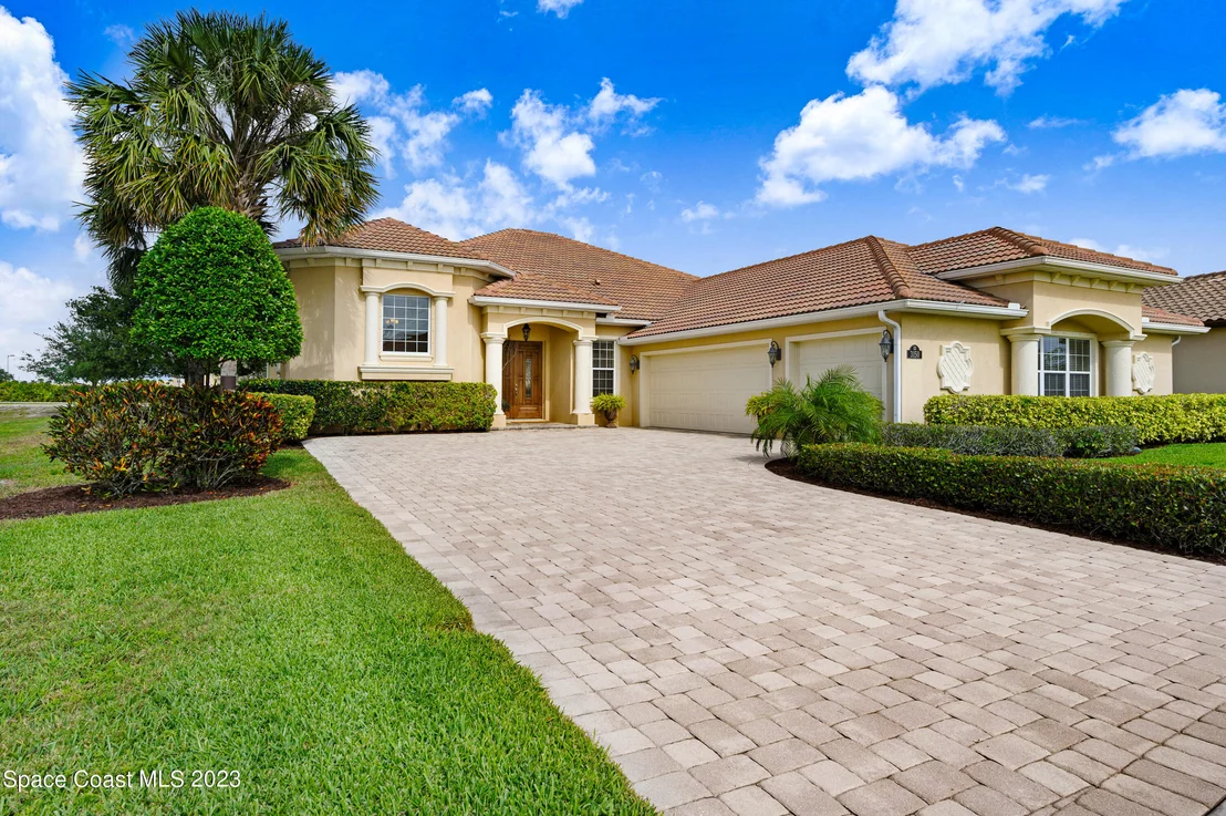 Photo of 3150 Levanto Drive