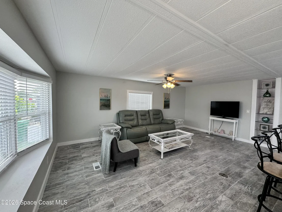 Photo of 805 Wren Circle