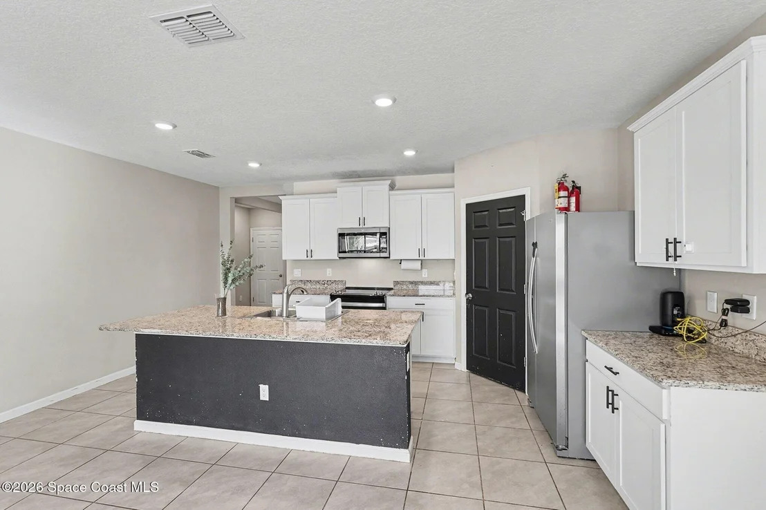 Photo of 7539 Tourmaline Drive