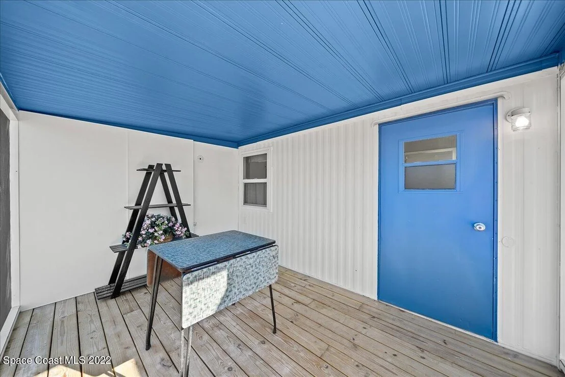 Photo of 3061 Indian River Drive NE