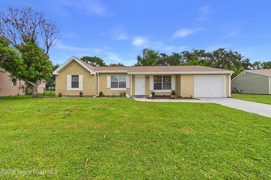 Photo of 1325 Ethel Circle NE