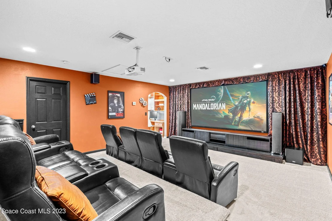 Photo of 3380 Watergrass Street