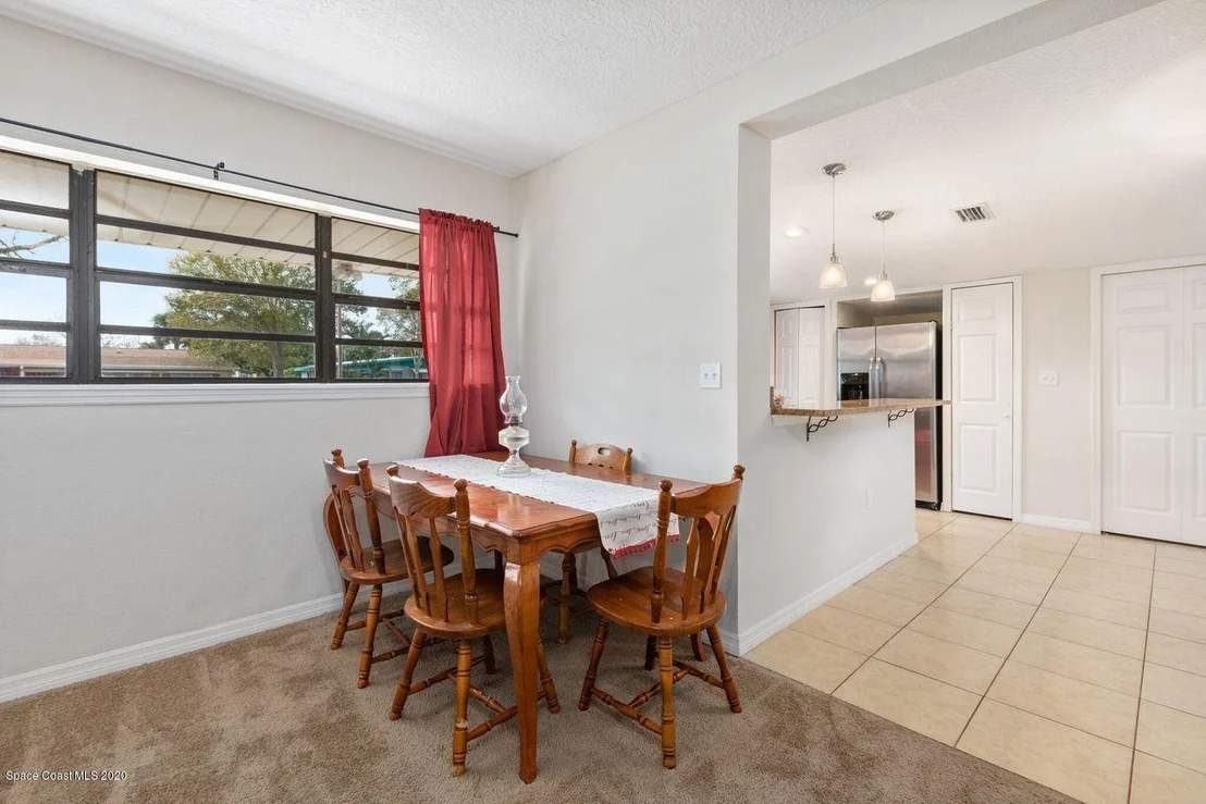 Photo of 817 Glenmore Circle