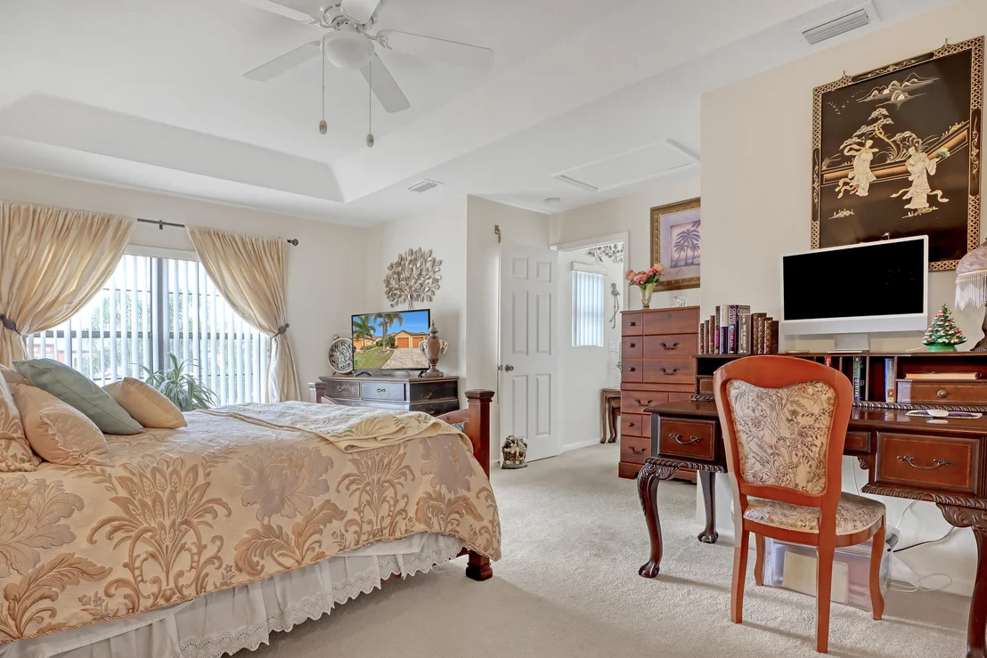 Photo of Unit 102 at 995 Luminary Circle