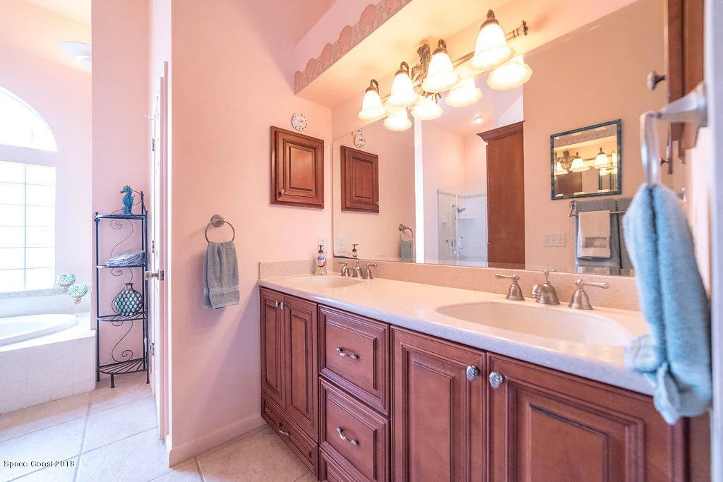 Photo of 207 Ivory Drive
