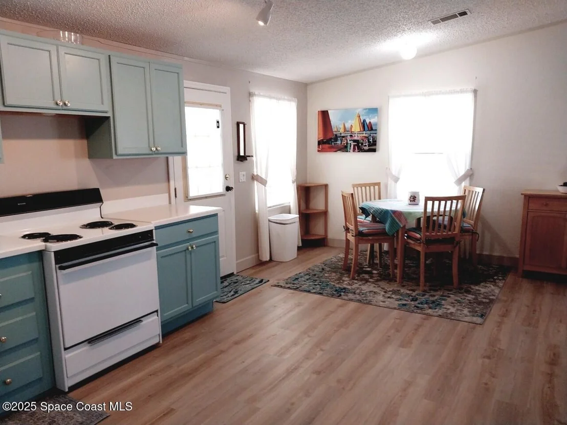 Photo of 5443 Bannock Street