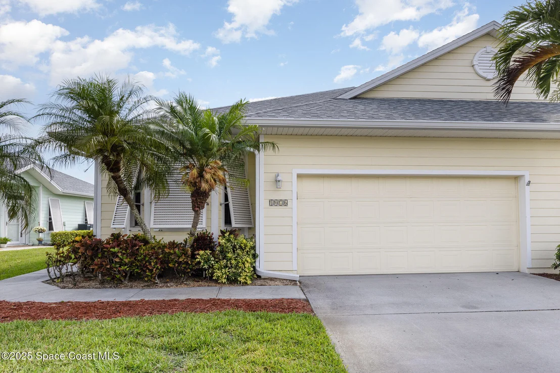 Photo of 1076 Eleuthera Drive NE