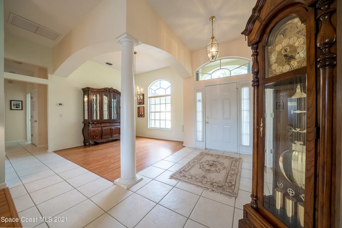 Photo of 744 Autumn Glen Drive