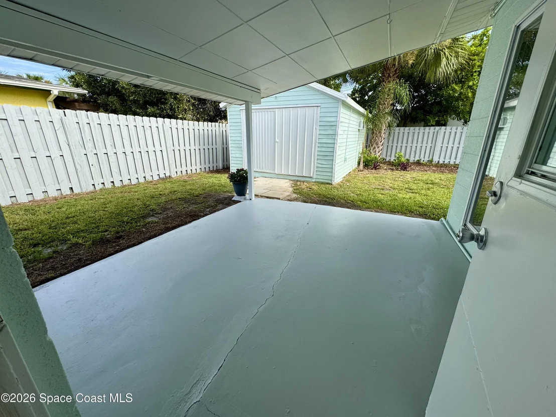Photo of 2252 Laden Road
